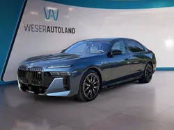 Sonderlackierung arctic race b Gebraucht 2024 BMW i7 Executive Limousine | 128.900 € (Fairer Preis)