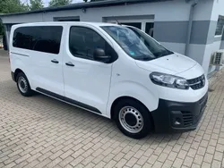 Weiß Gebraucht 2022 Opel Vivaro Van | 21.790 € (Etwas zu teuer)