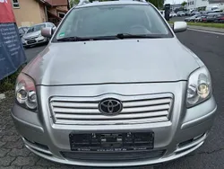 Polarsilber metallic Gebraucht 2003 Toyota Avensis Sol Kombi | 1.699 € (Guter Preis)