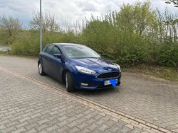 Blau Gebraucht 2015 Ford Focus Business Edition Limousine | 9.000 € (Guter Preis)