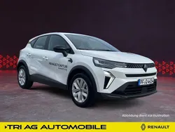 Perlmuttweiß Gebraucht 2025 Renault Captur Evolution SUV | 21.470 € (Guter Preis)
