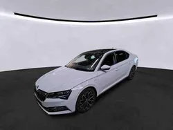 Moonweiss metallic (metallic) Gebraucht 2022 Skoda Superb LAURIN & KLEMENT Limousine | 36.888 € (Teuer)