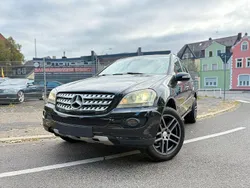 Schwarz Gebraucht 2007 Mercedes ML320 Avantgarde SUV | 5.990 € (Guter Preis)