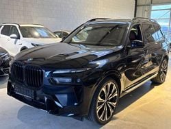 Schwarz (carbonschwarz metallic) Gebraucht 2025 BMW X5 M Sport SUV | 84.800 € (Superpreis)