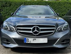 Grau Gebraucht 2016 Mercedes E250 Avantgarde Kombi | 19.500 € (Fairer Preis)