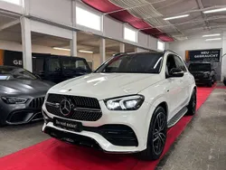 Weiß Gebraucht 2021 Mercedes GLE350 AMG line SUV | 63.999 €