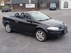 Schwarz Gebraucht 2005 Renault Mégane Cabriolet Cabrio | 2.000 € (Fairer Preis)