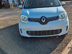 Weiß Gebraucht 2021 Renault Twingo Vibes Kleinwagen | 11.190 € (Guter Preis)