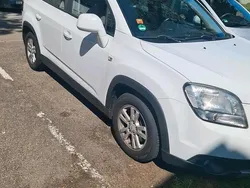 Weiß Gebraucht 2012 Chevrolet Orlando Van / Kleinbus | 3.500 € (Fairer Preis)