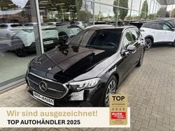 Obsidianschwarz metallic Gebraucht 2025 Mercedes E220 Avantgarde Kombi | 47.995 € (Superpreis)