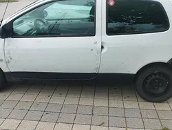 Weiß Gebraucht 2003 Renault Twingo Kleinwagen | 350 €