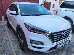 Weiß Gebraucht 2019 Hyundai Tucson Trend SUV | 21.750 € (Etwas zu teuer)