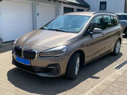 Beige Gebraucht 2018 BMW 218 Gran Tourer Advantage Van / Kleinbus | 19.400 € (Fairer Preis)