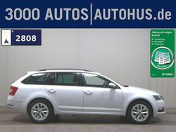 Weiss Gebraucht 2020 Skoda Octavia Style Kombi | 14.780 € (Superpreis)
