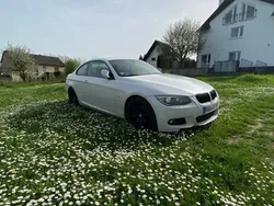 Weiß Gebraucht 2010 BMW 325 M Sport Coupé | 7.999 € (Superpreis)