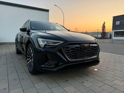 Schwarz Gebraucht 2023 Audi Q8 e-tron S-Line SUV | 53.999 € (Guter Preis)