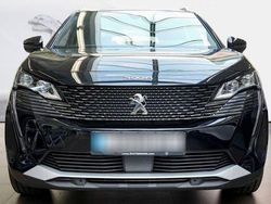 Schwarz metallic Gebraucht 2023 Peugeot 3008 GTi | 33.740 €