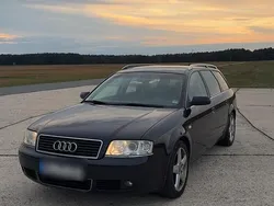 Blau Gebraucht 2002 Audi A6 Kombi | 3.200 € (Teuer)