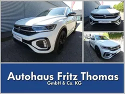 Pure white (weiß) Gebraucht 2024 VW T-Roc R-line SUV | 41.950 €