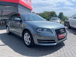 Kondorgrau metallic Gebraucht 2012 Audi A3 Attraction Limousine | 11.799 € (Fairer Preis)