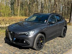 Grau Gebraucht 2019 Alfa Romeo Stelvio SUV | 23.300 € (Fairer Preis)