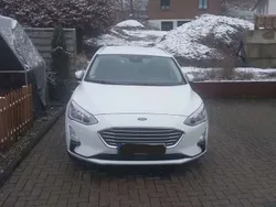 Weiß Gebraucht 2019 Ford Focus Kombi | 11.000 € (Fairer Preis)