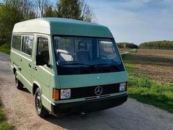 Grün Gebraucht 1992 Mercedes 190 Limousine | 8.500 €