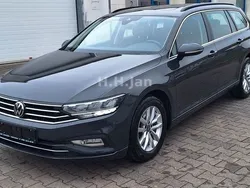 Grau Gebraucht 2021 VW Passat Kombi | 16.950 € (Fairer Preis)