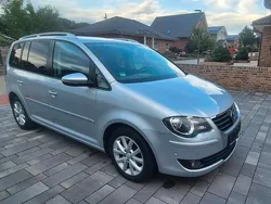 Silber Gebraucht 2009 VW Touran Van / Kleinbus | 4.500 € (Fairer Preis)