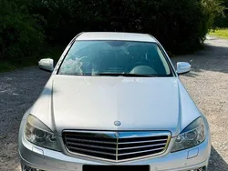 Silber Gebraucht 2008 Mercedes C200 Avantgarde Limousine | 4.900 € (Superpreis)