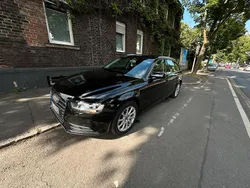 Schwarz Gebraucht 2015 Audi A4 Kombi | 10.800 € (Fairer Preis)