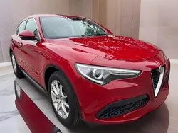 414 rosso alfa Gebraucht 2021 Alfa Romeo Stelvio Super SUV | 22.600 € (Fairer Preis)