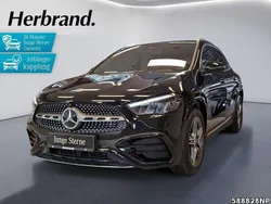 Metalliclack kosmosschwarz Gebraucht 2024 Mercedes GLA200 AMG SUV | 41.890 € (Fairer Preis)