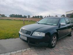 Schwarz Gebraucht 2001 Audi A6 Kombi | 950 €