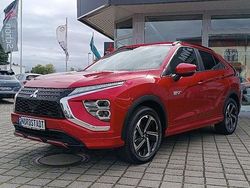 Rot Gebraucht 2022 Mitsubishi Eclipse Cross Top SUV | 25.900 € (Fairer Preis)