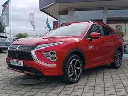 Rot Gebraucht 2022 Mitsubishi Eclipse Cross Top SUV | 25.900 € (Fairer Preis)