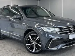 Grau Gebraucht 2021 VW Tiguan SUV | 50.000 €