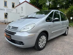 Grau Gebraucht 2006 Citroën Xsara Picasso Van / Kleinbus | 5.874 €