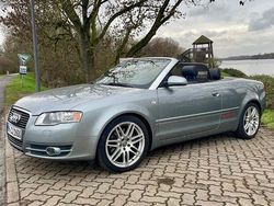 Grau Gebraucht 2006 Audi A4 Cabriolet Sport Cabrio | 9.100 €