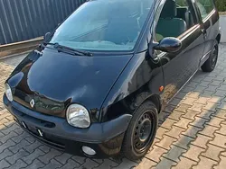 Schwarz Gebraucht 2001 Renault Twingo Kleinwagen | 1.475 €