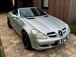 Silber Gebraucht 2005 Mercedes SLK200 AMG Cabrio | 6.399 € (Fairer Preis)