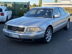 Silber Gebraucht 2001 Audi A8 Ambiente Limousine | 9.450 € (Fairer Preis)