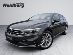 Grau Gebraucht 2021 VW Passat GTE Kombi | 29.970 € (Teuer)