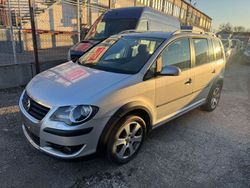 Silber Gebraucht 2008 VW Touran Van / Kleinbus | 4.450 €