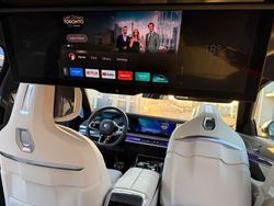 Blau Gebraucht 2023 BMW 750e Limousine | 114.000 €