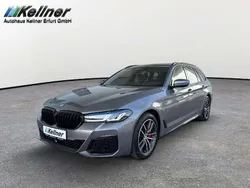 Skyscraper grau met. Gebraucht 2023 BMW 530e M Sport Kombi | 45.681 € (Teuer)