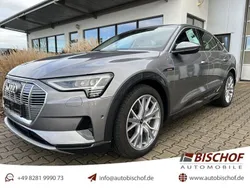 Taifungrau metallic Gebraucht 2022 Audi e-tron Sportback Advanced SUV | 33.950 €