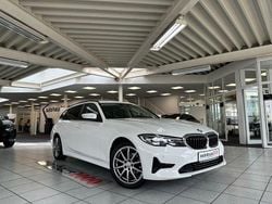 Alpinweiss iii Gebraucht 2021 BMW 318 Advantage Kombi | 20.950 € (Guter Preis)