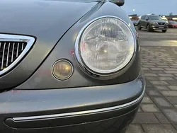Grau Gebraucht 2001 Lancia Lybra Kombi | 2.400 €