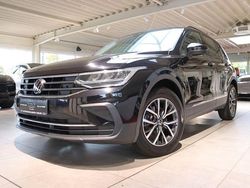 Schwarz Gebraucht 2022 VW Tiguan Life SUV | 26.490 € (Etwas zu teuer)